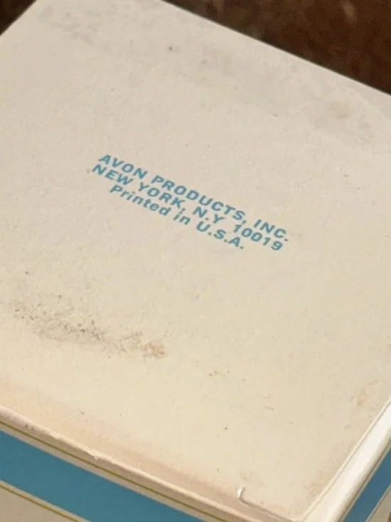 Avon ENGLISH PROVINCIAL Victorian Washstand,Cologne, Bath Oil, Powder Sachet VTG - Picture 16 of 16